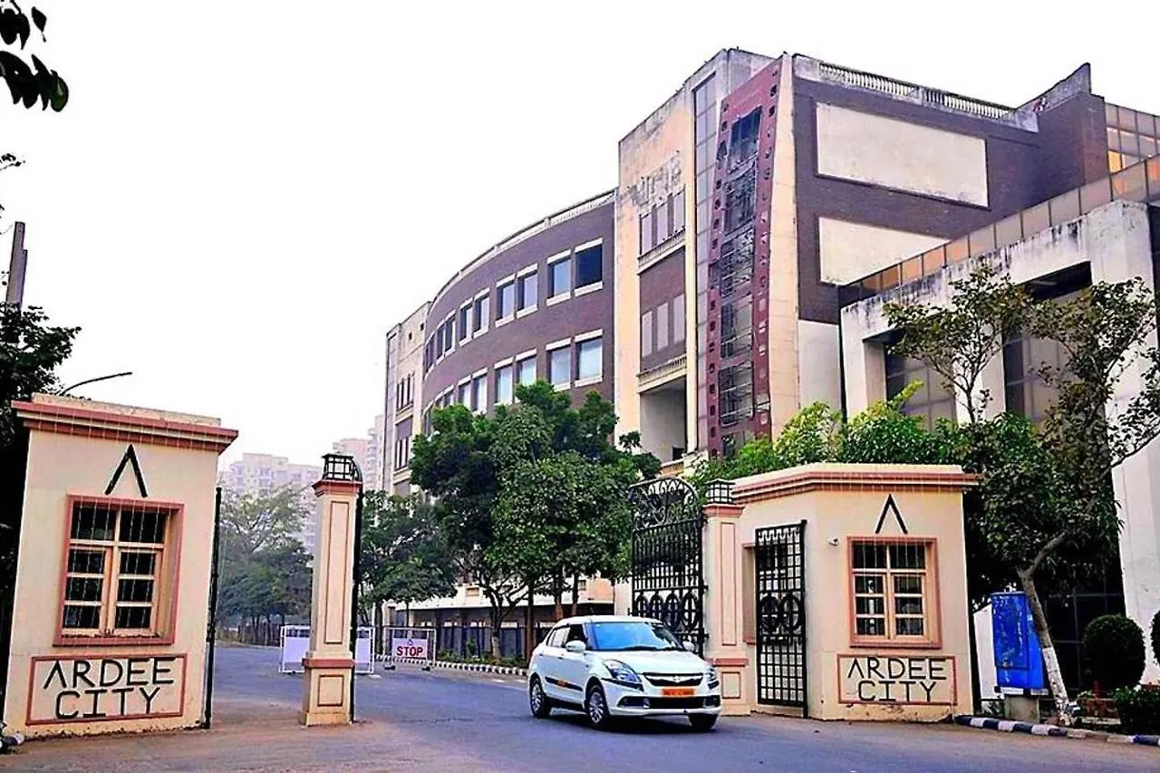 Security & Comfort 2 Bedroom Apartment In Gurugram Gurgáon